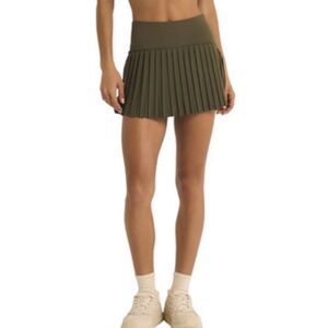 Z Supply pleated “Playing Doubles” olive green active mini tennis skort